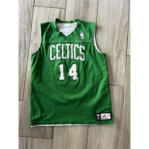 Team NBA Boston Celtics Green Rondo Jersey Youth Size Large 14-16